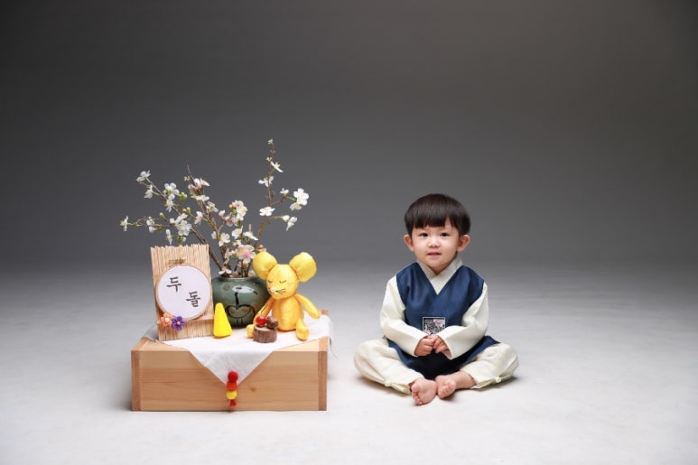 모아이스튜디오 이미지