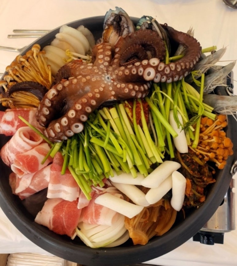 여수한식뷔페식당 이미지