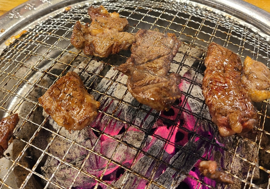장미한우촌 이미지