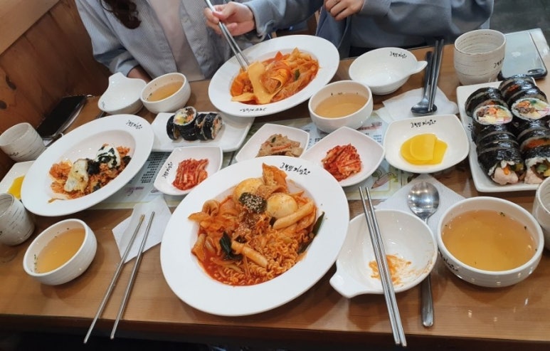 고봉민김밥인위례역점 이미지