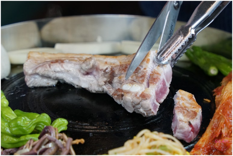 고부돈솥뚜껑구이 이미지