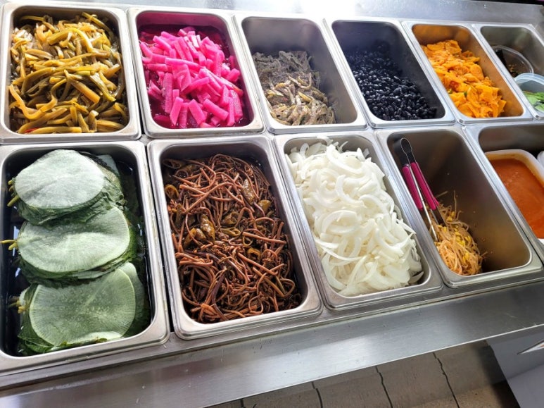 지리산흑돼지뒷통구이 이미지