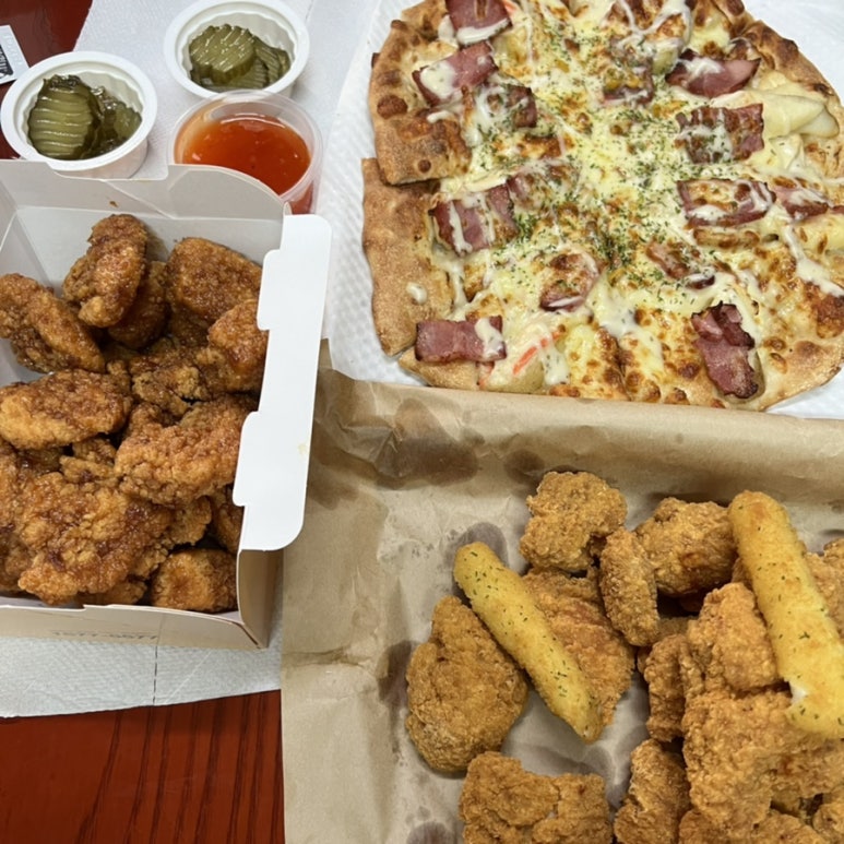 비에치씨치킨피자 이미지