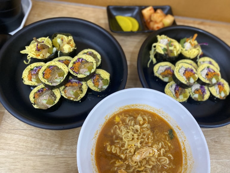 더착한김밥 이미지