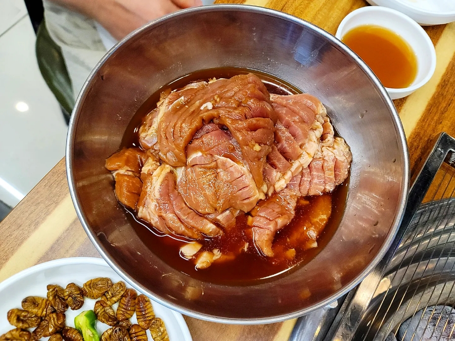 삼돌이왕숯불갈비 이미지