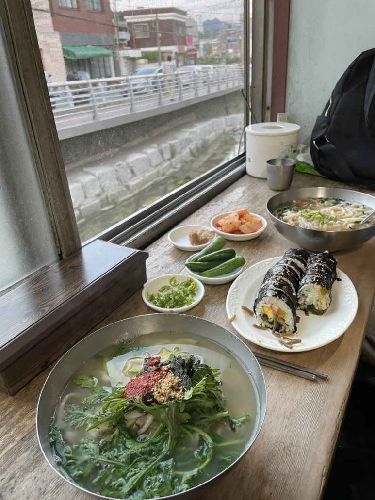 산책손칼국수돈가스 이미지