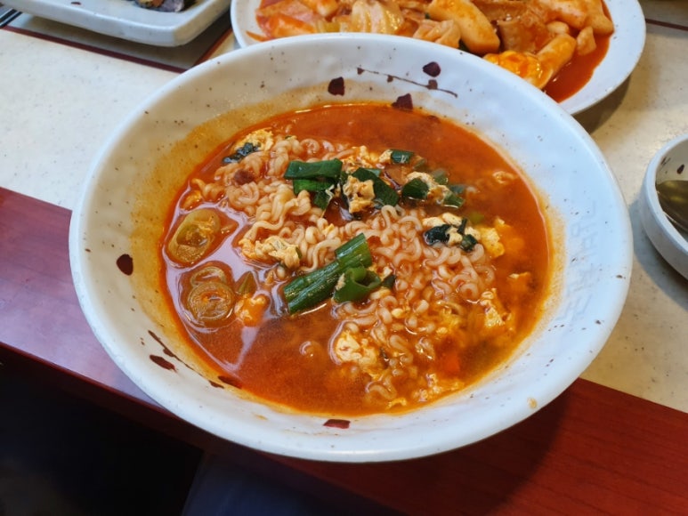 한가운김밥천국 이미지
