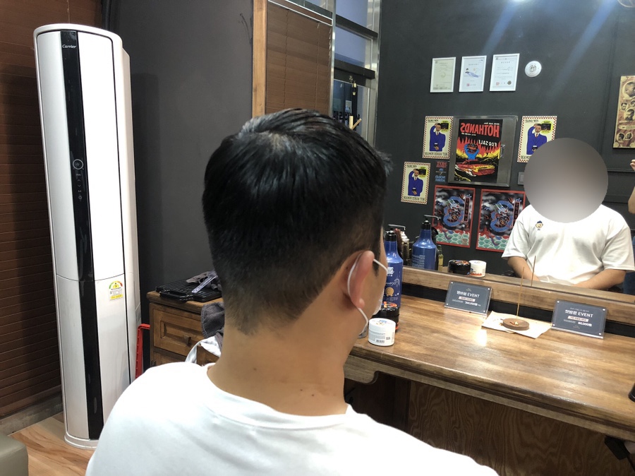 윌로우바버샵 이미지