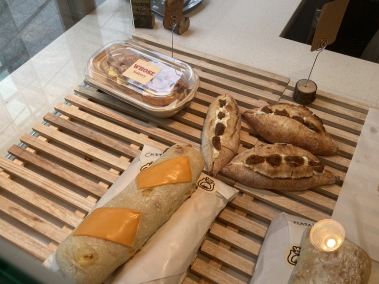 whose bakery(후즈 베이커리) 이미지