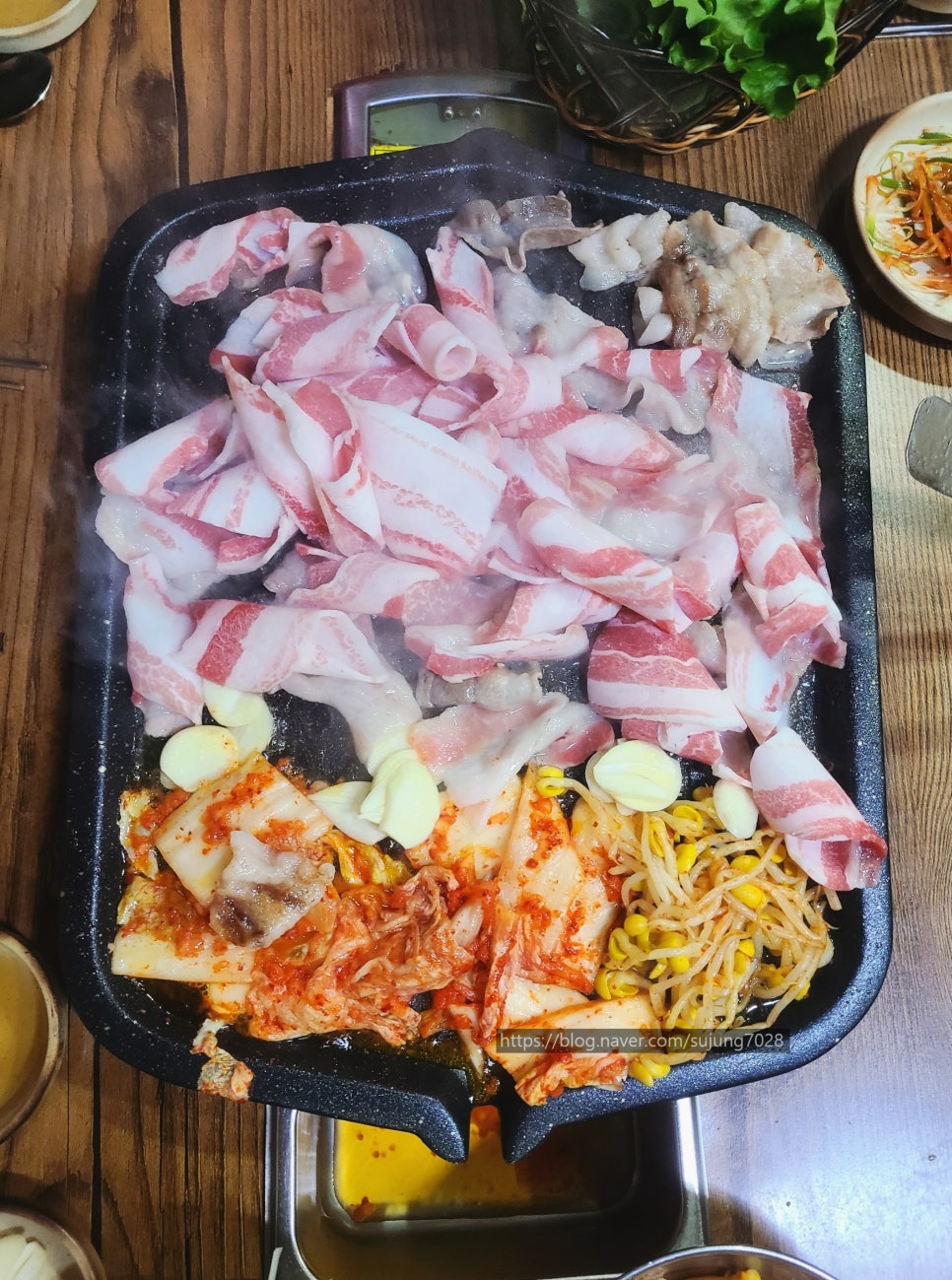 돈다발대패삼겹 이미지