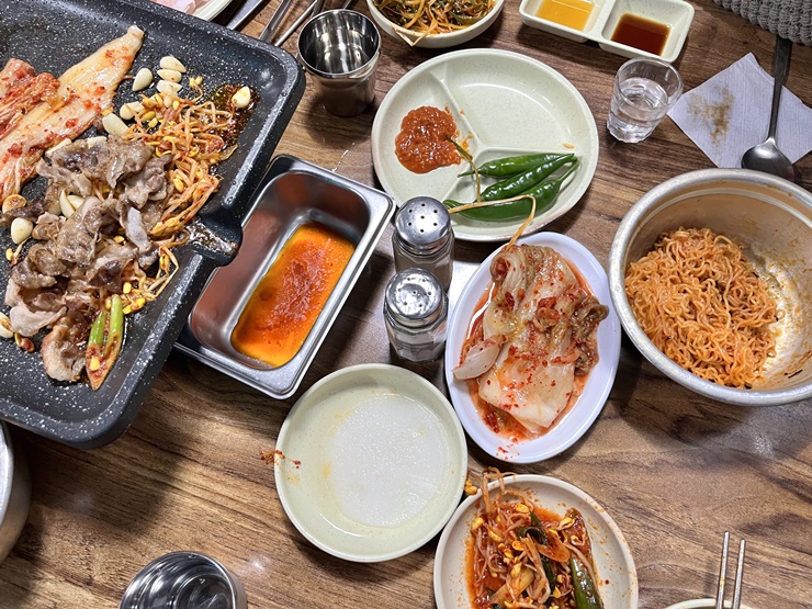 꽃돼지대패삼겹살 이미지