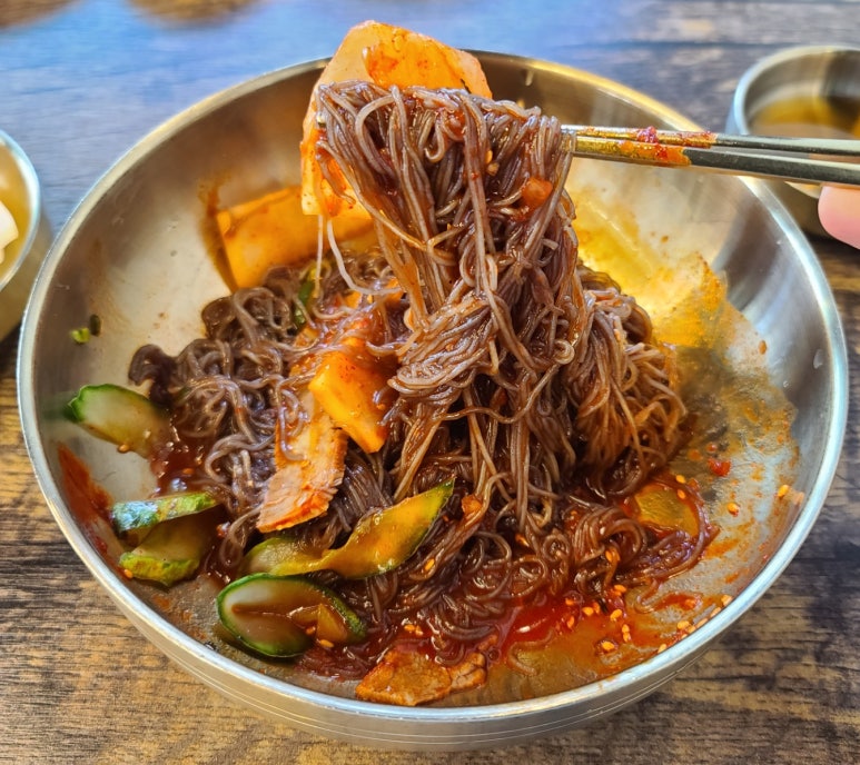 김프로냉면 이미지
