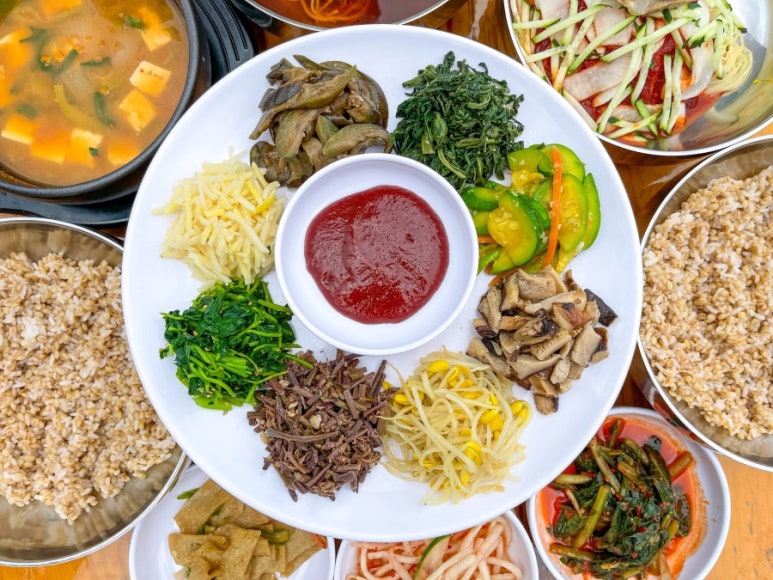 백년가야밀면 이미지