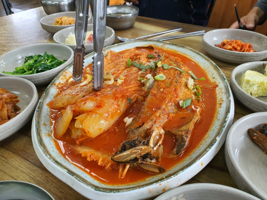 백련가정식백반 이미지