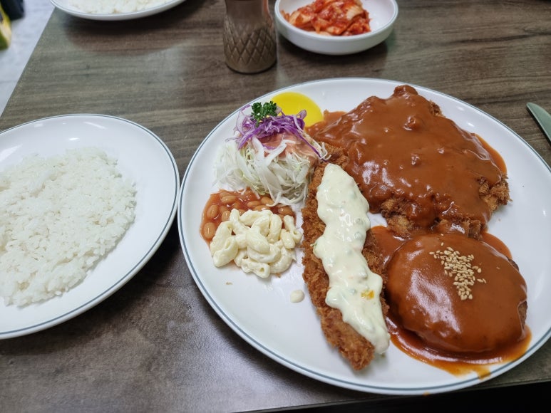 피노키오수제돈까스전문점 이미지