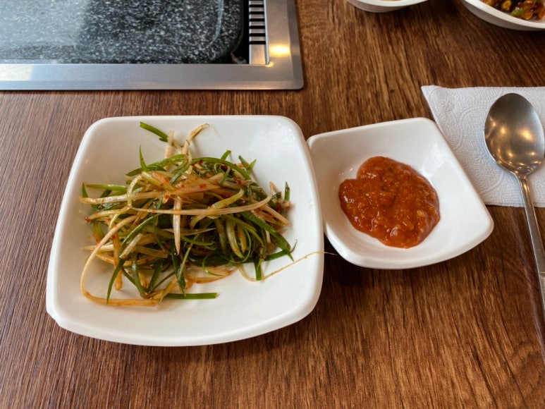 돌판삼겹살 쌈 이미지