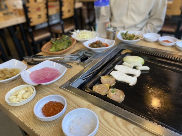 숙성초벌돼지구이정돈가 이미지
