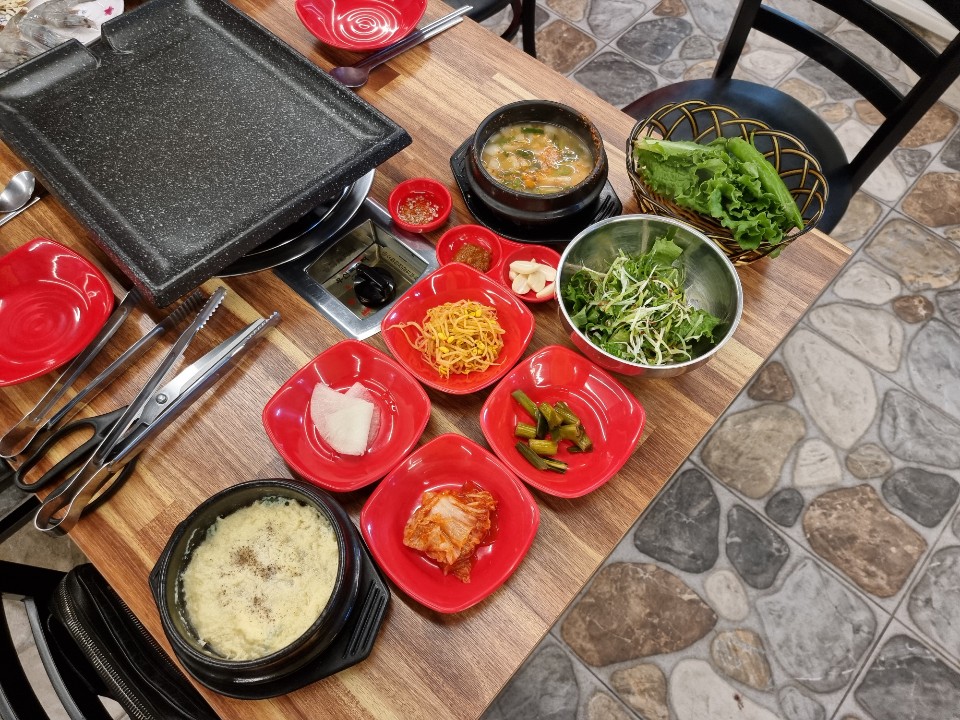 명품한우네정육점식당 이미지