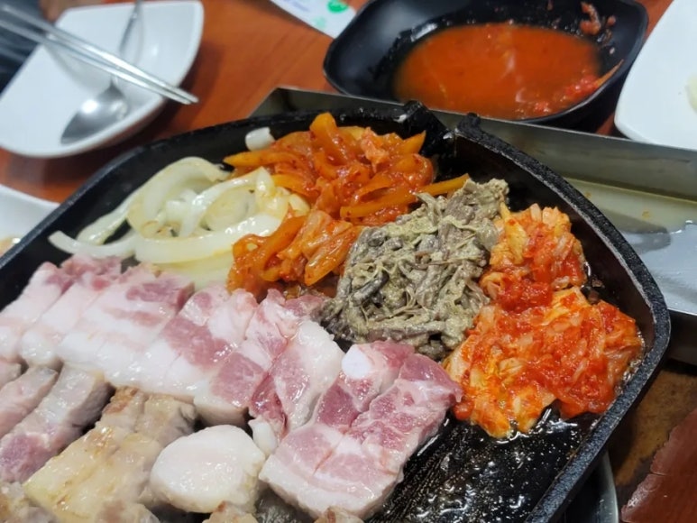 금돼지 삼겹살 이미지