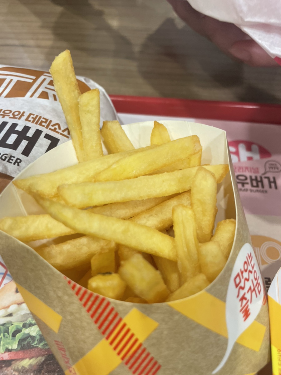 롯데리아 창천점 이미지