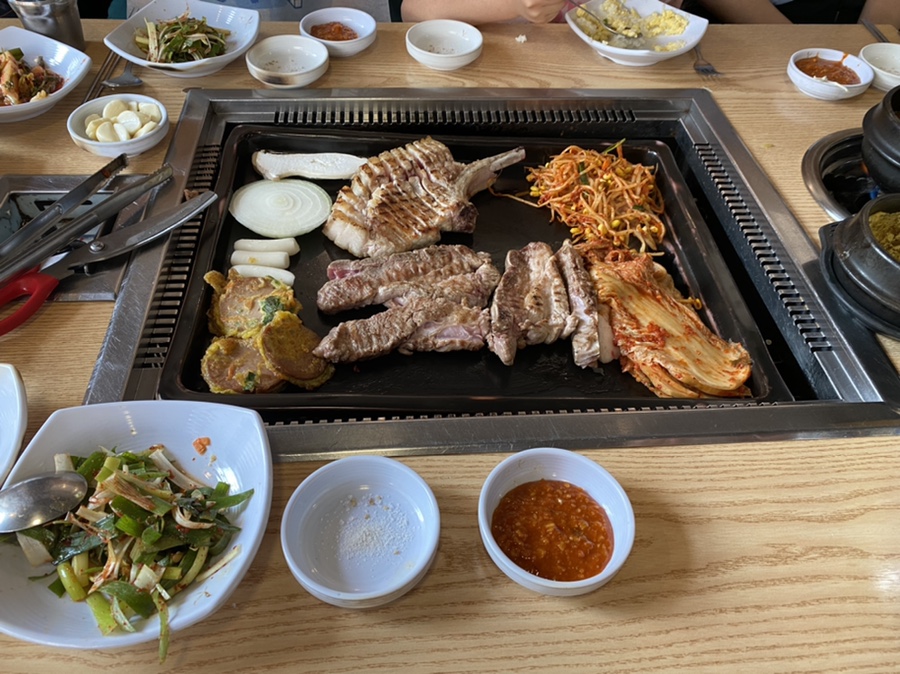 숙성초벌돼지구이정돈가 이미지