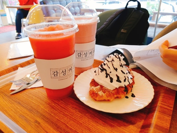 감성커피 아산용화점 이미지