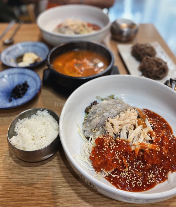 거북이물회 이미지