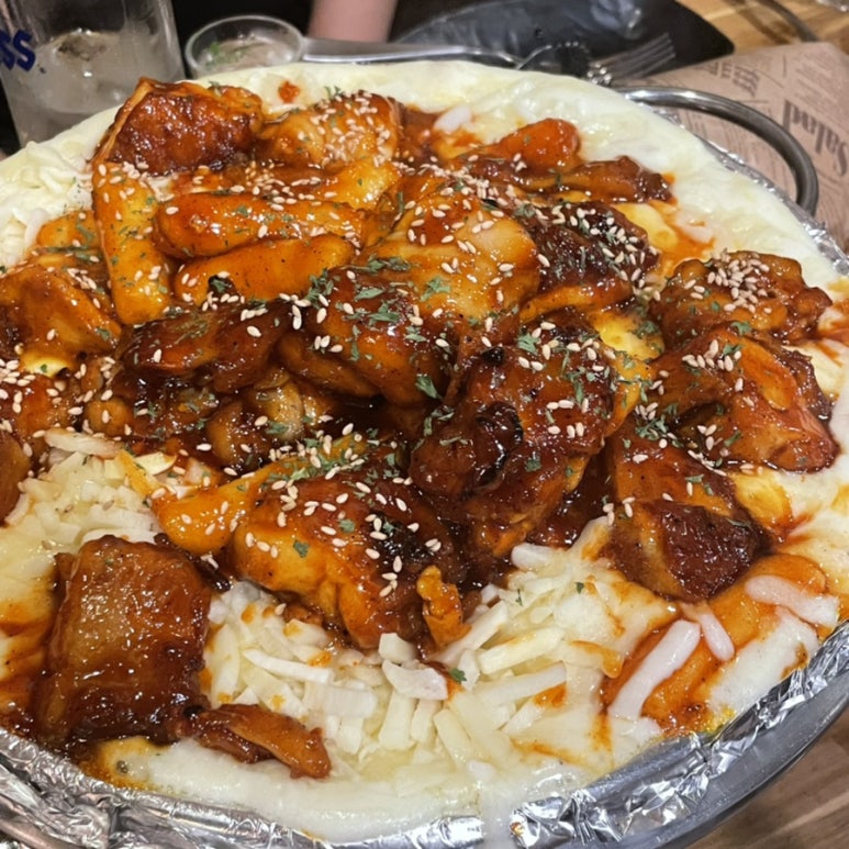 훌랄라참숯치킨진부1점 이미지