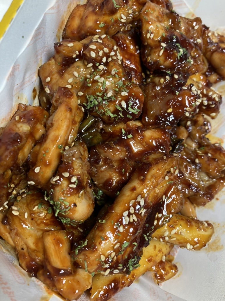 숯양두마리치킨 이미지