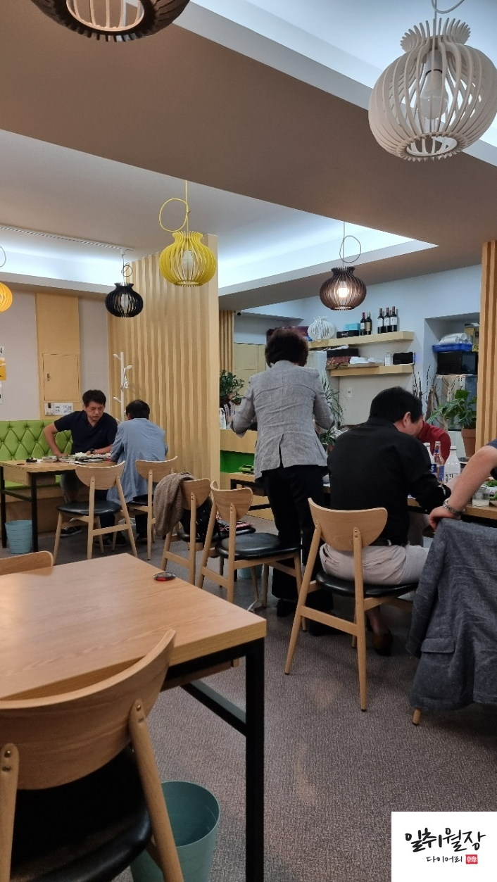 여수삼합자연산산지직송선어해물삼합제철맛집 이미지