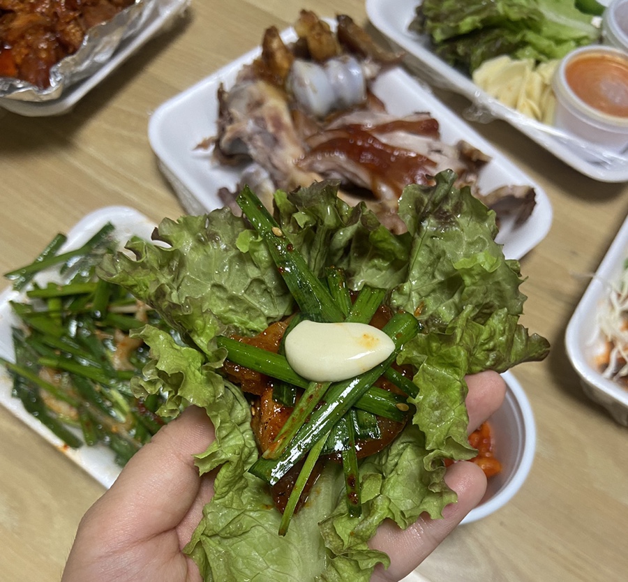 송고집왕족발 이미지