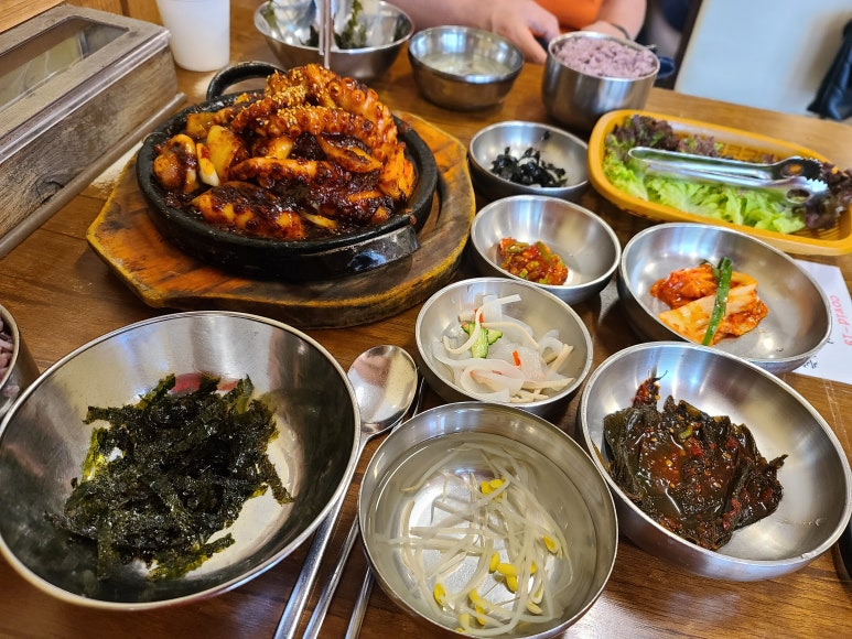 봄여름가을겨울식당 이미지
