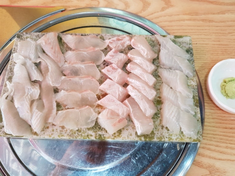 더키횟집 이미지