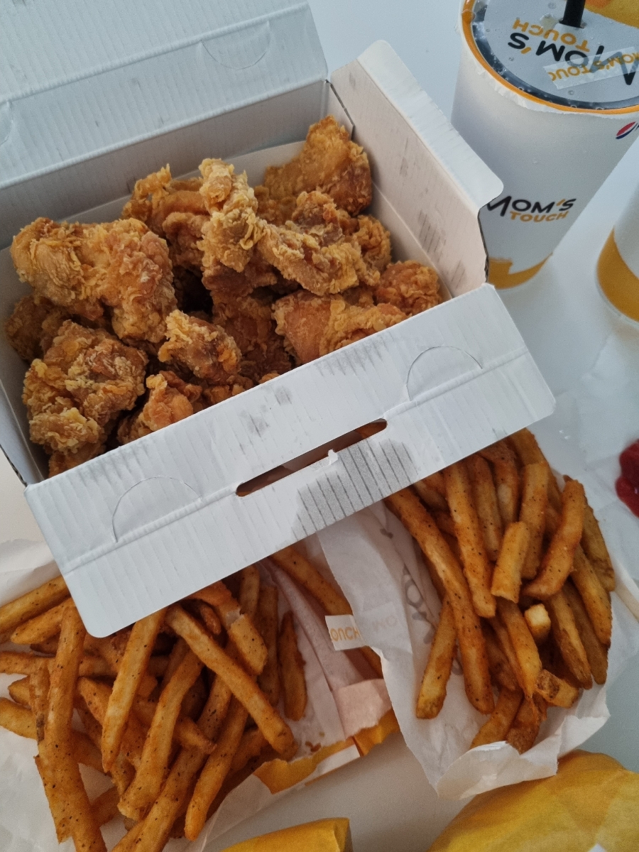 맘스터치순천대점 이미지