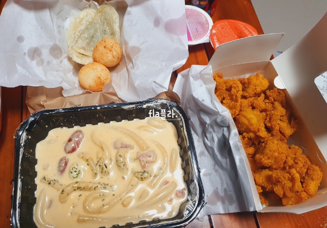 마몽로제떡볶이 이미지