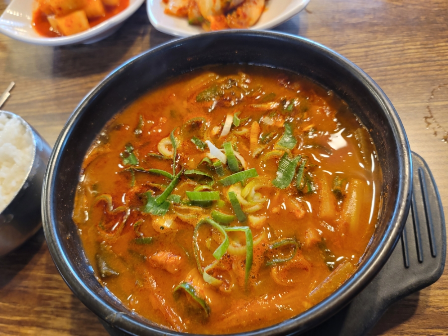 3일소고기국밥 이미지