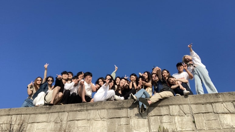 유월이일 이미지