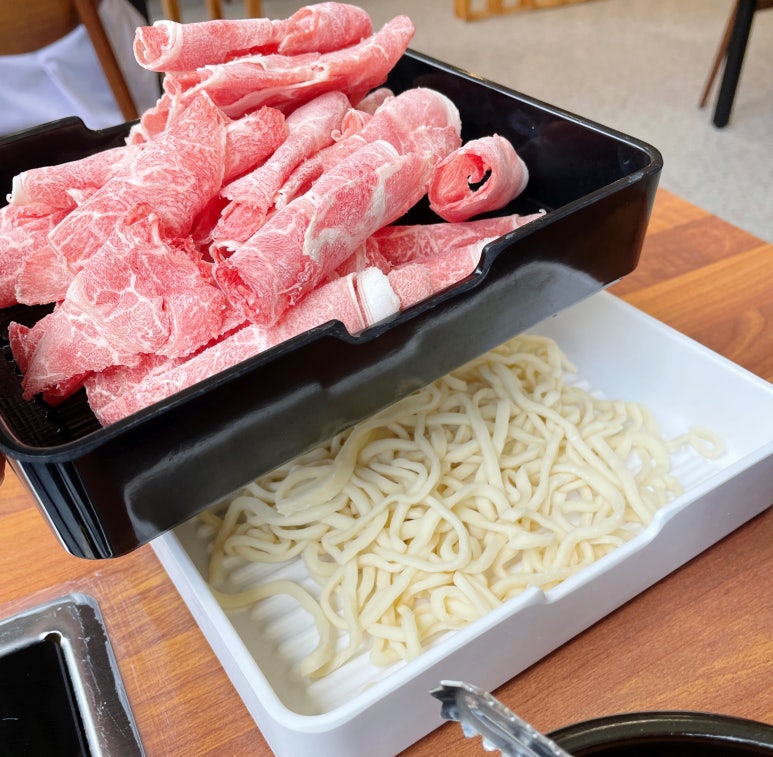 명지샤브손칼국수 이미지
