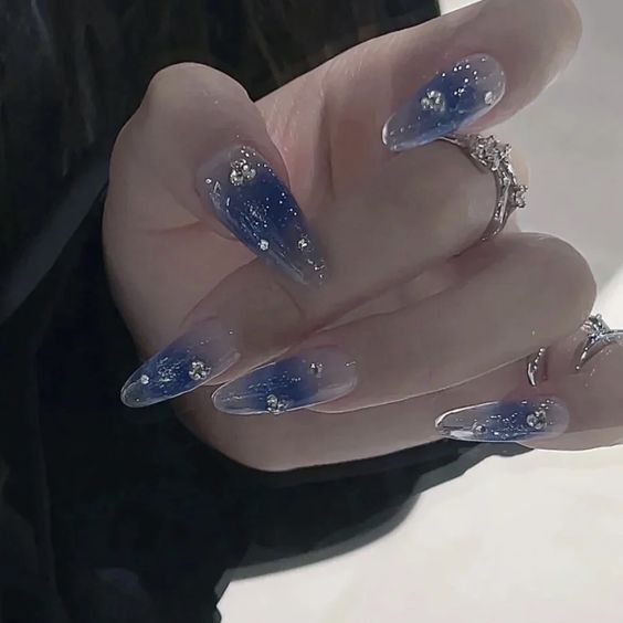 네일이맘때 이미지
