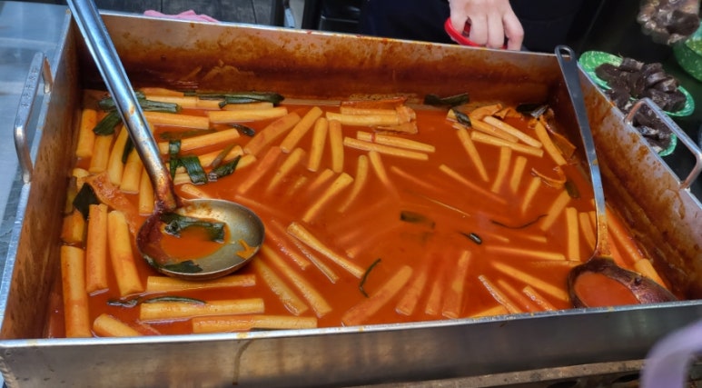 솥뚜껑떡볶이가마솥순대 이미지