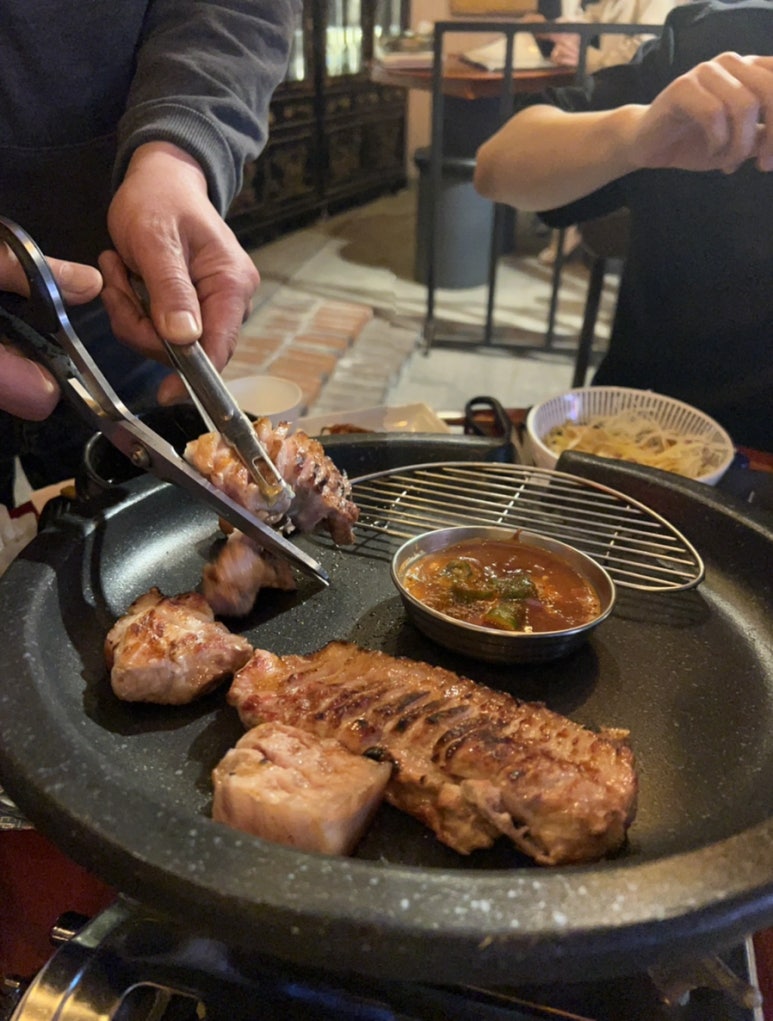 꽃돼지포차 이미지