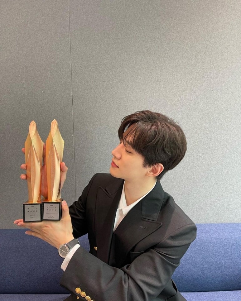투스타 이미지