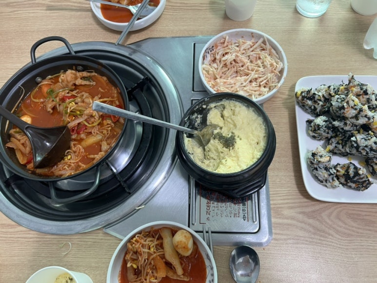 욕쟁이할매냉면 이미지