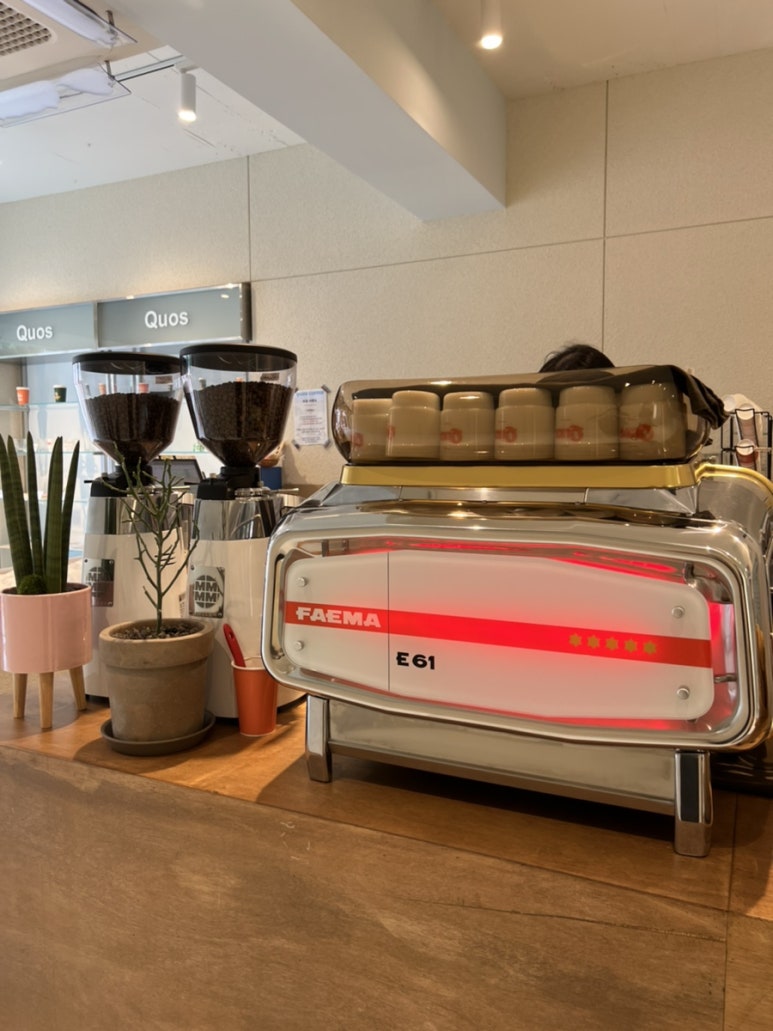 쿼스커피(Quos Coffee) 이미지