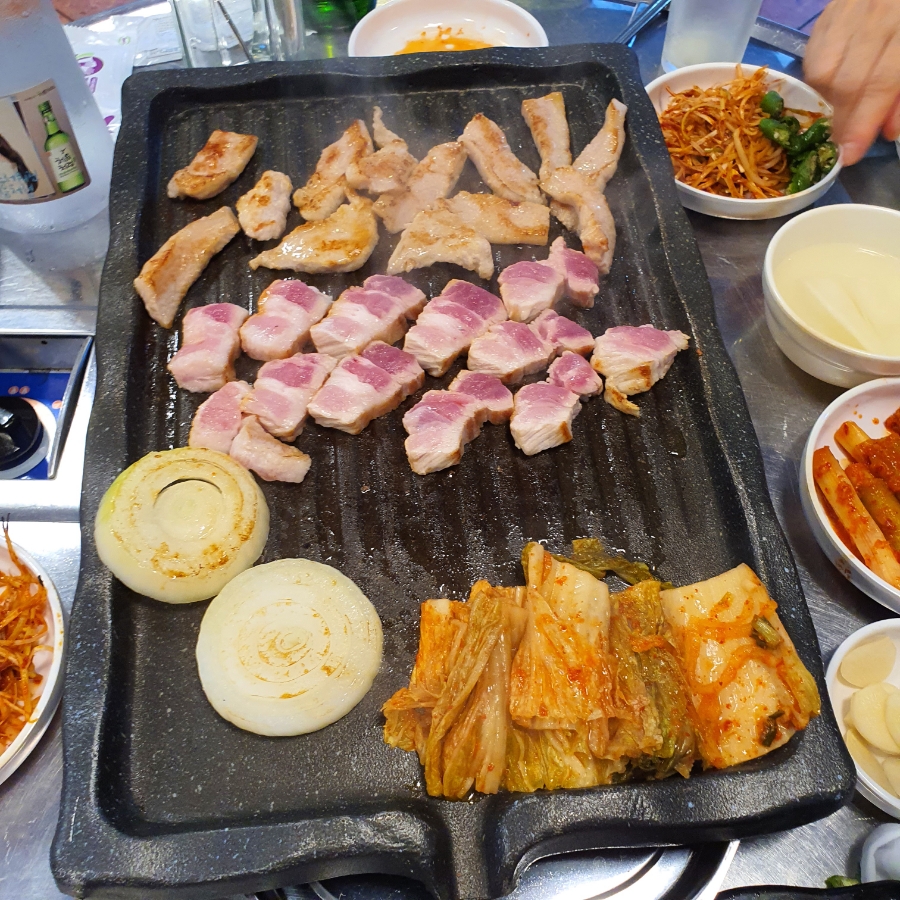 화이트존통삼겹살 이미지