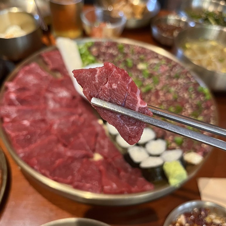 봉산동생고기집신천 이미지