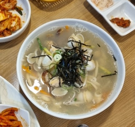 마시쭈칼국수 이미지