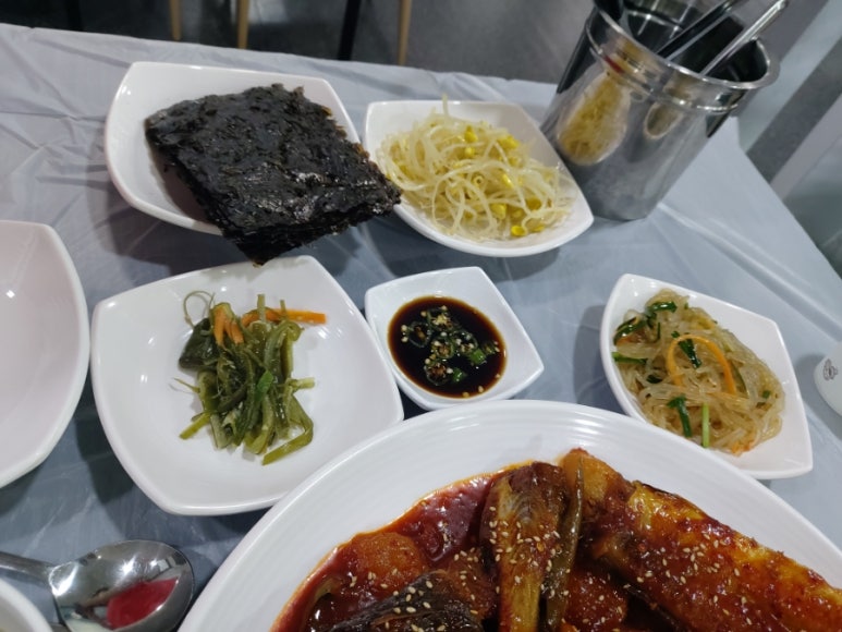 코다리아저씨홍코 이미지