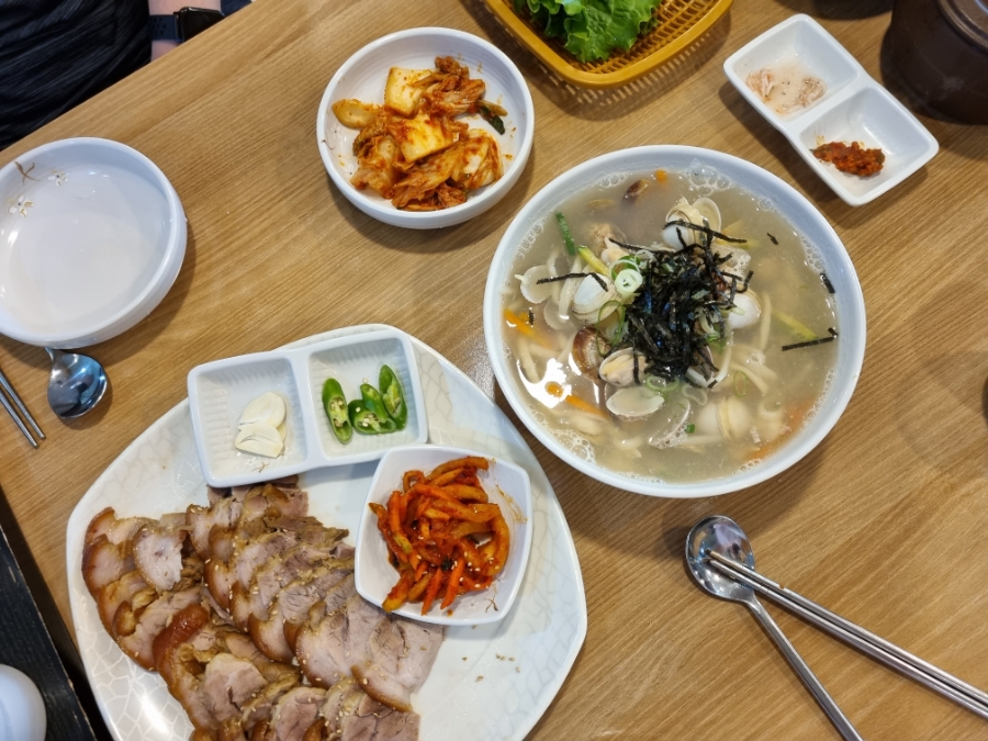마시쭈칼국수 이미지