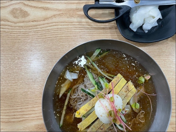 진주육전밀면 이미지